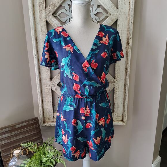 Ces Femme Women's Flutter Sleeve Surplice Shorts Romper in Blue & Coral Floral - Picture 2 of 13